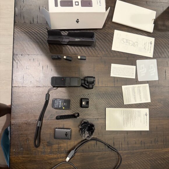 DJI Pocket 2 Content Creator Combo - Picture 2 of 7